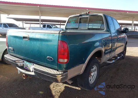 1998 Ford F-150 Lariat/Standard/Xl/Xlt z USA, uszkodzony, nr VIN 1FTRX18L2WKB65777